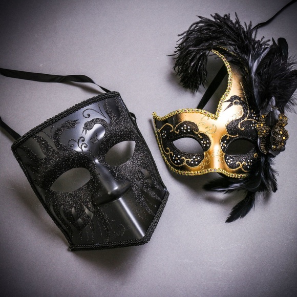 Black Glitter Bauta Full Face w/ Gold Black Feather Masquerade Wedding Ball Mask - Picture 1 of 1